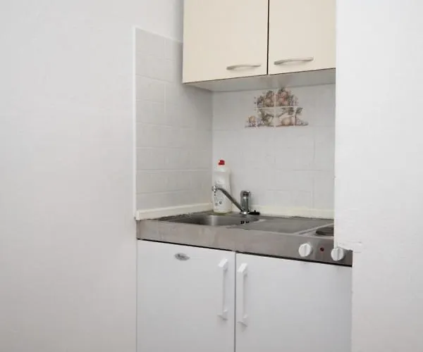 By The Sea Zaklopatica, - 8340