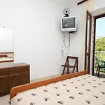 Apartamento By The Sea Zaklopatica, - 8340